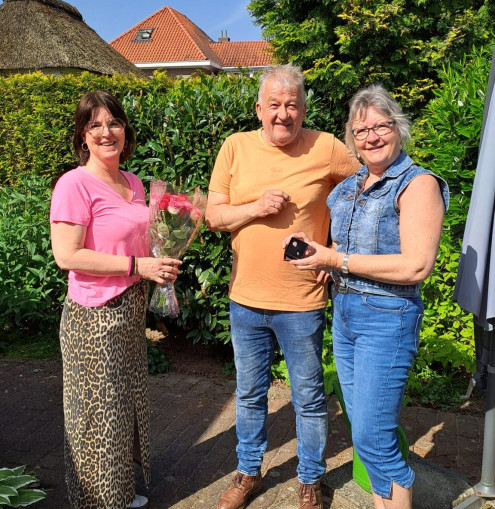 Jubilaris Dinand Buursink in het zonnetje gezet op Dag van de Arbeid