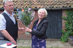 Oud-burgemeester Christine Stigter  gedecoreerd: 50-jaar lid van PvdA