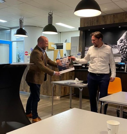PvdA-gedeputeerde Peter Kerris in Winterswijk voor uitreiking certificaten Sociale Innovatie